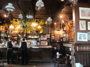 Cafe In Den Ouden Vogelstruys